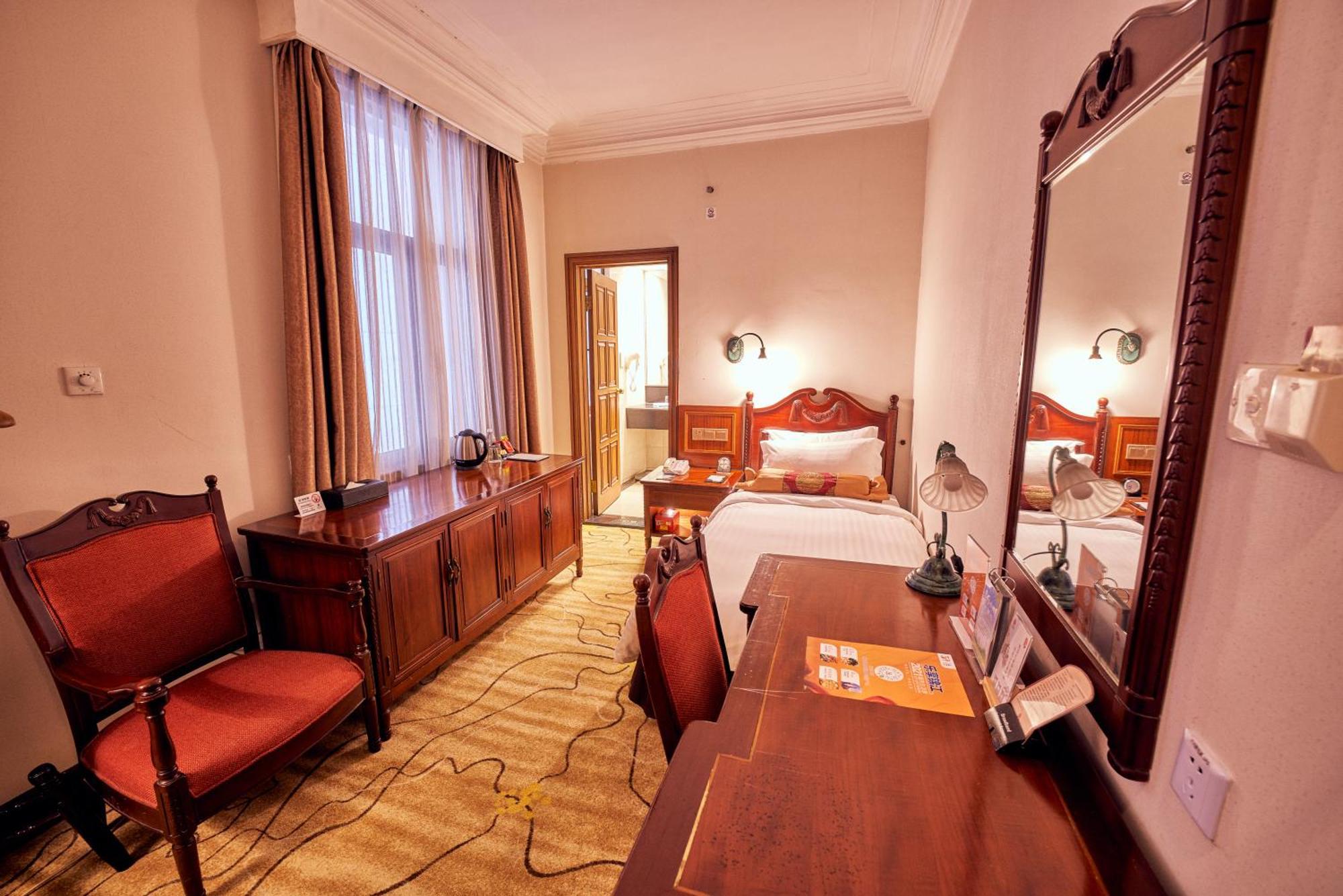 Jin Jiang Pacific Hotel Shanghai Eksteriør billede